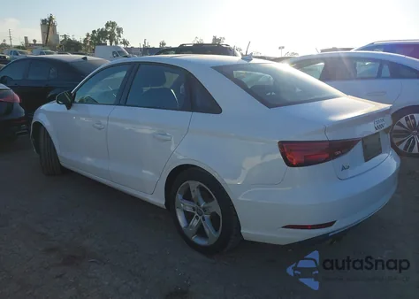 2017 Audi A3 2.0T Premium из США, поврежденный, VIN WAUAUGFF4H1025189